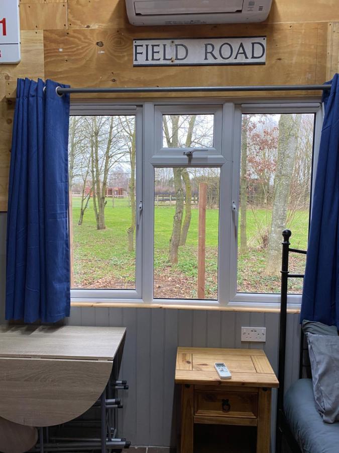 The Woodland Appartement Wyboston Buitenkant foto